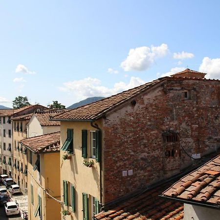 Delizioso Appartamento Centro Storico Lucca Comics المظهر الخارجي الصورة